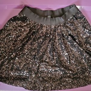 Bebe black sequin round skirt S